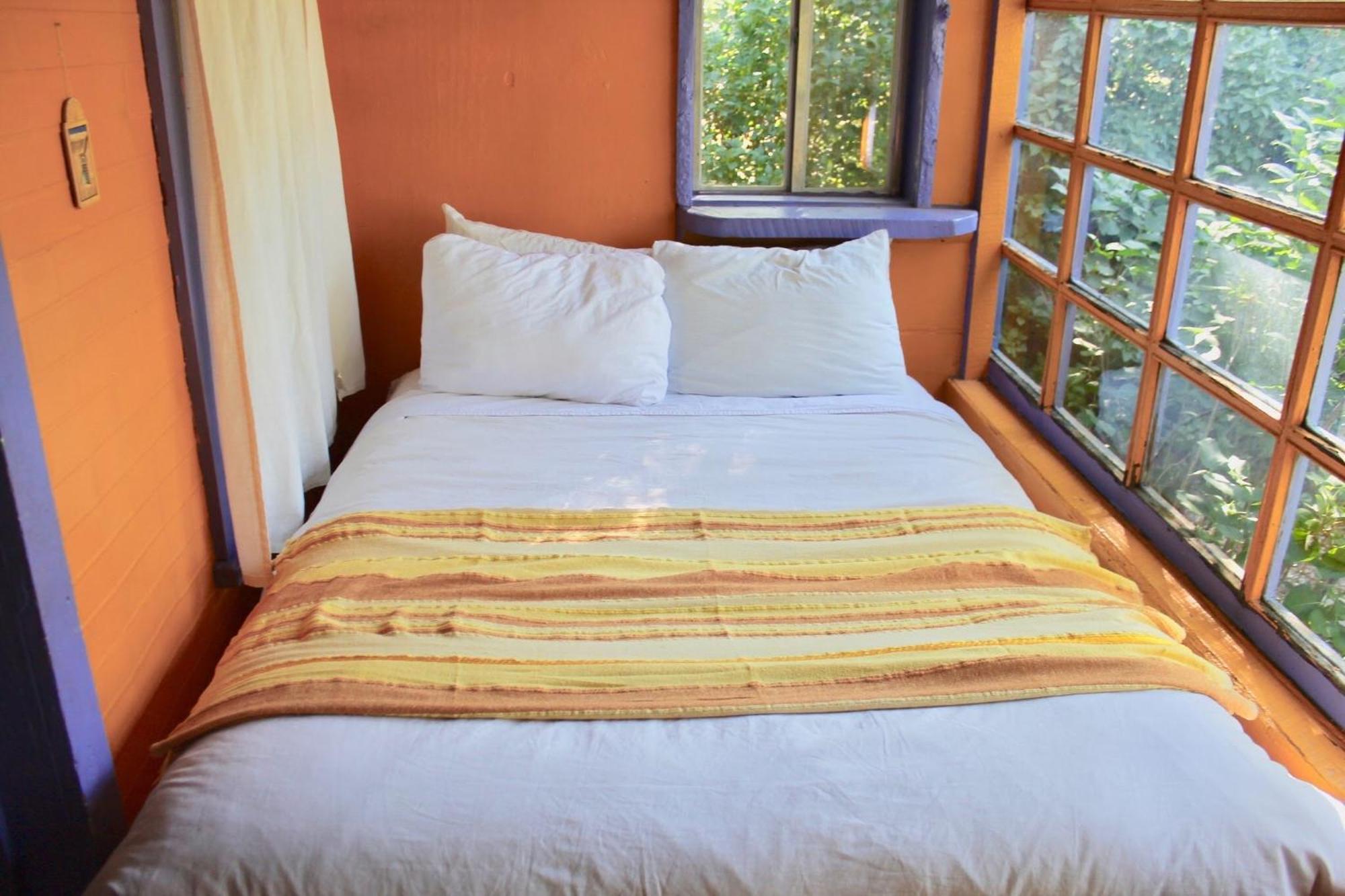 Taos Goji Farm & Eco-Lodge Retreat Arroyo Seco Экстерьер фото