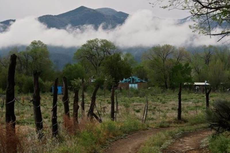 Taos Goji Farm & Eco-Lodge Retreat Arroyo Seco Экстерьер фото