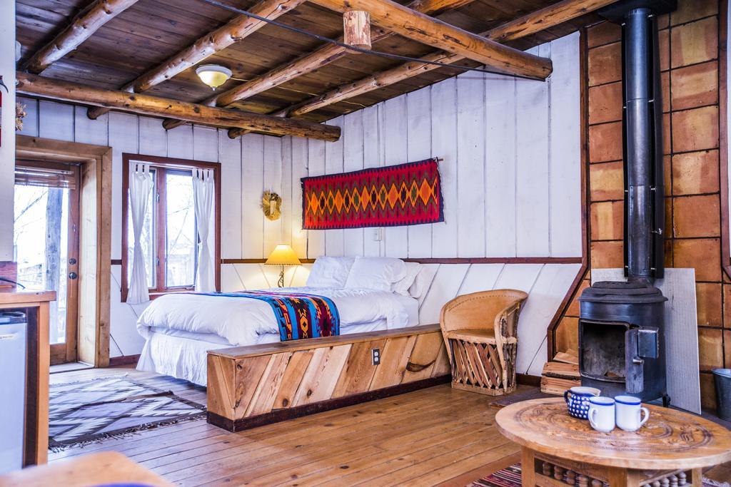 Taos Goji Farm & Eco-Lodge Retreat Arroyo Seco Экстерьер фото