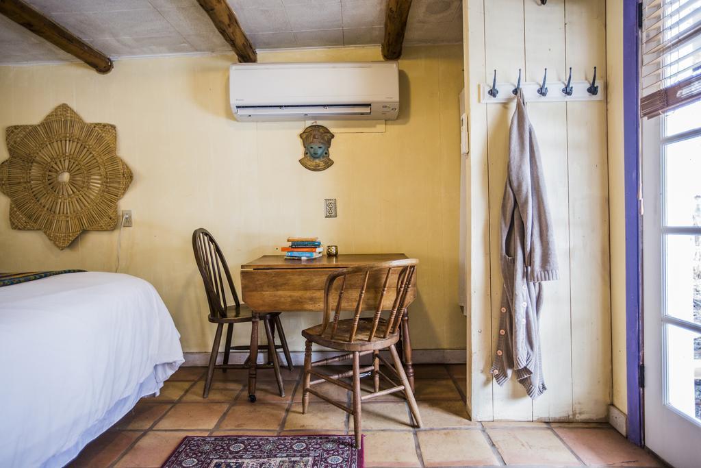 Taos Goji Farm & Eco-Lodge Retreat Arroyo Seco Экстерьер фото