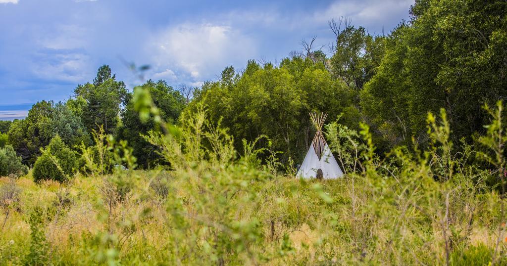Taos Goji Farm & Eco-Lodge Retreat Arroyo Seco Экстерьер фото